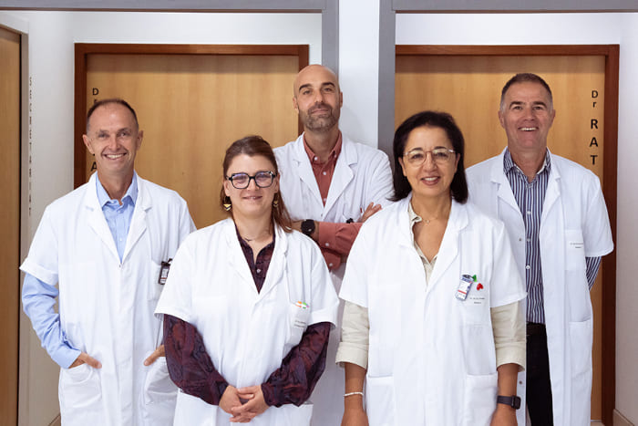 Équipe de médecins du centre de cancérologie à Caen